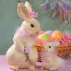 92_491_2WhiteStrawBunnies.jpg (36107 bytes)