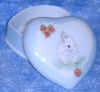 porc_boxHeart_bunny+flowers2.jpg (29695 bytes)