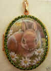 cameo-Swar-RabbitDaisies.jpg (51488 bytes)